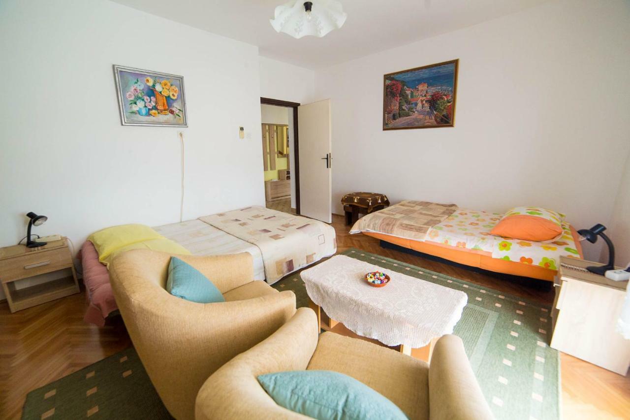 Apartments Marija Poreč Exteriör bild