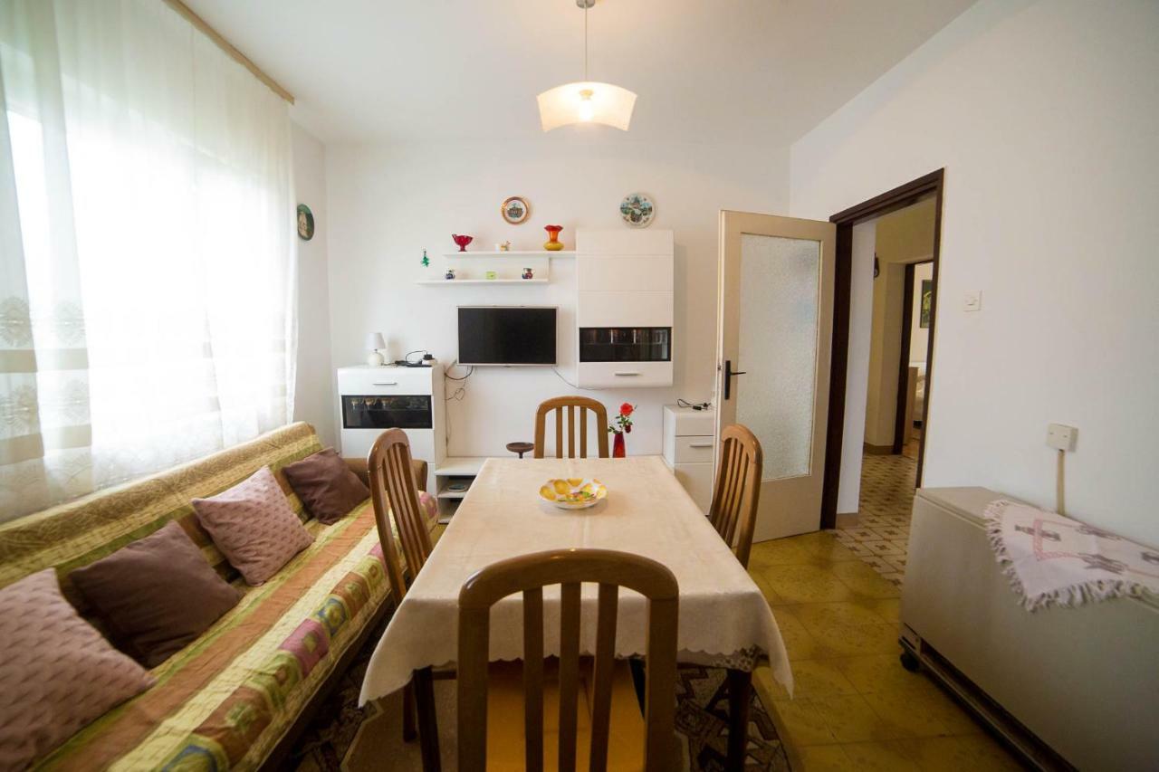 Apartments Marija Poreč Exteriör bild
