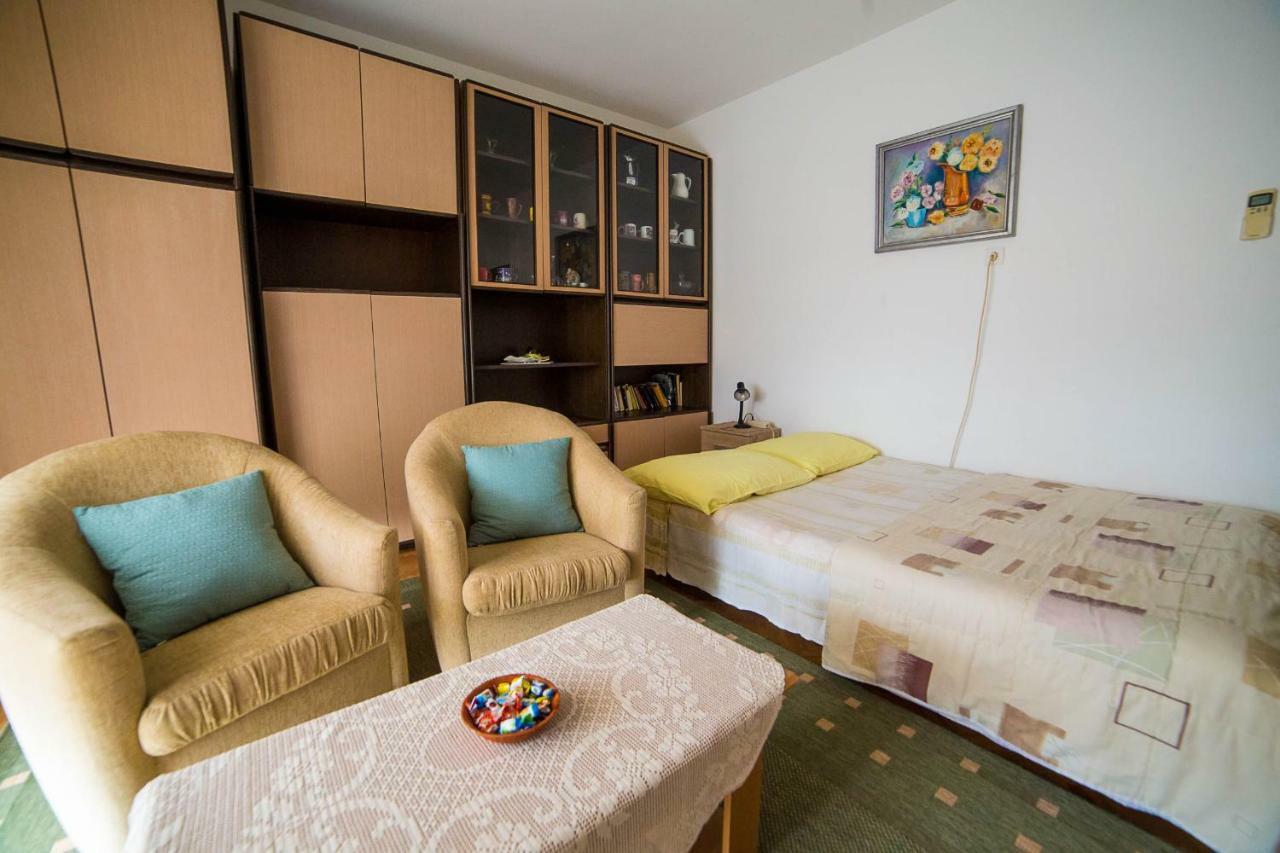 Apartments Marija Poreč Exteriör bild